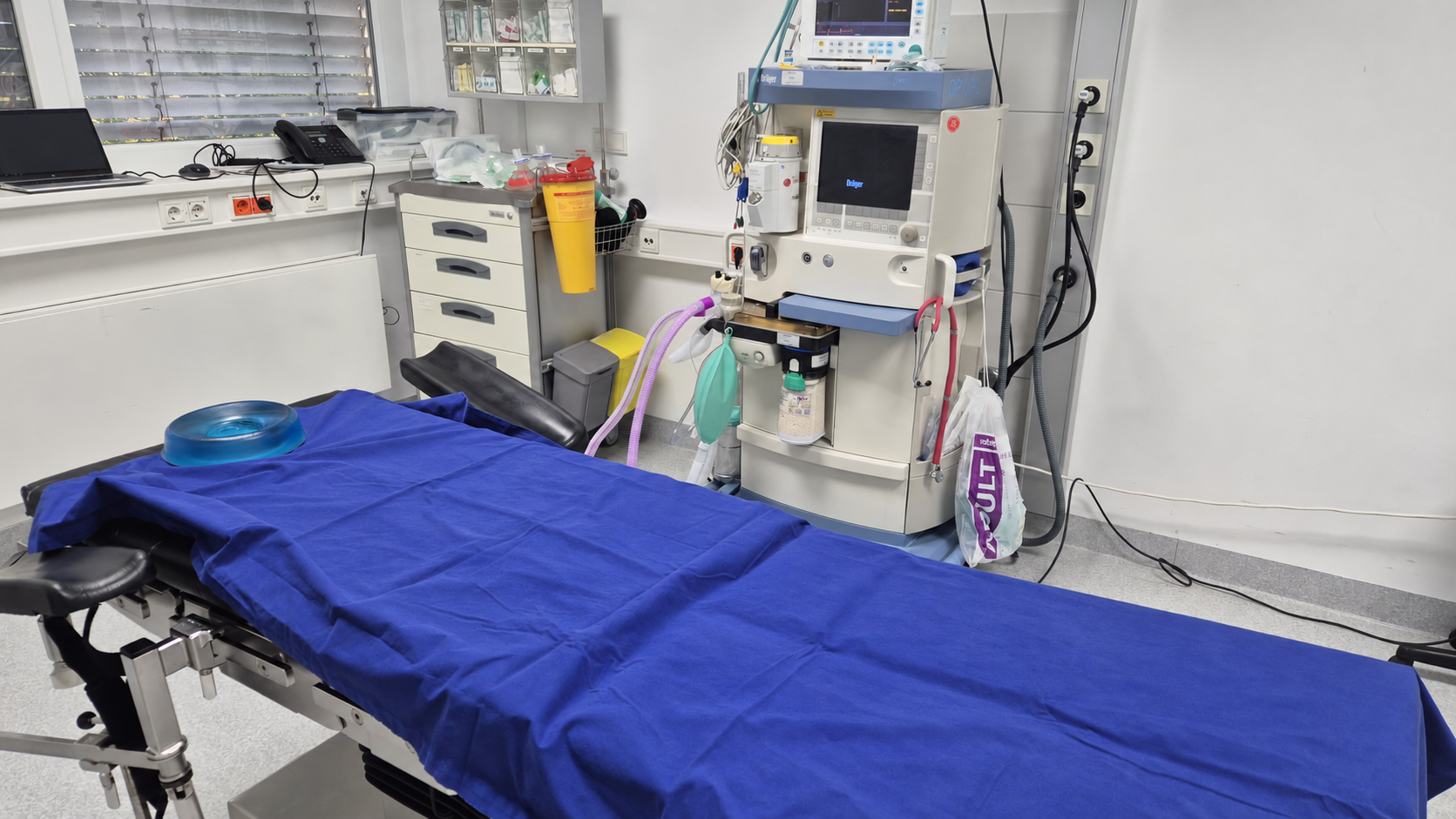 Vorbereiteter Raum für ambulante Eingriffe